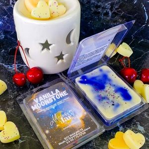 Vanilla Moonstone - Soy Wax Melt Clamshell 2.6oz